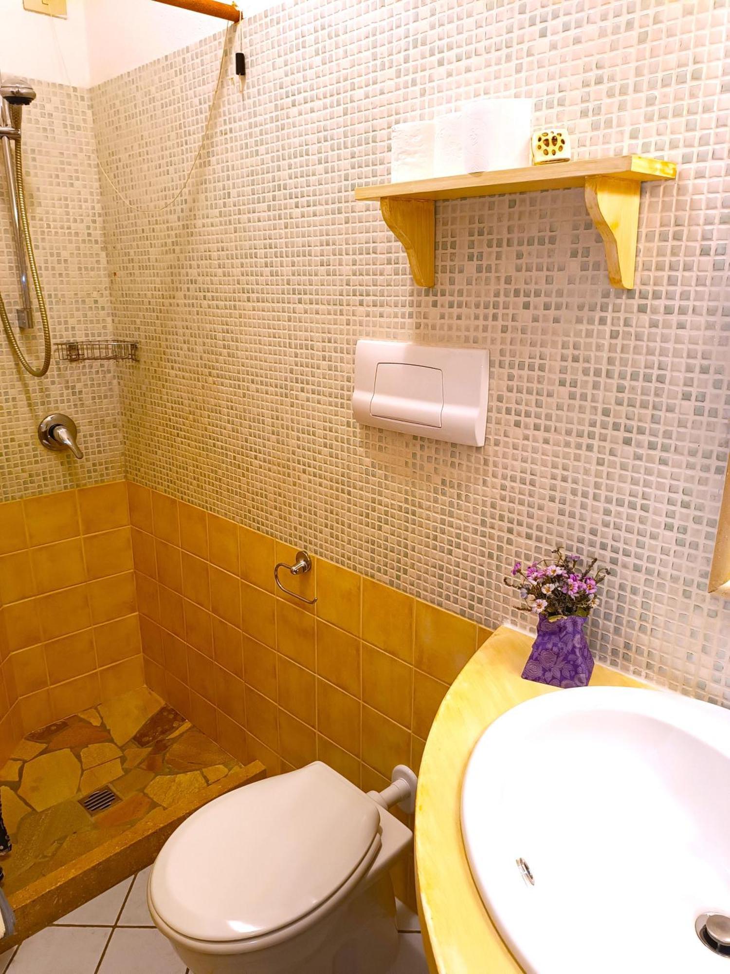Domo Janas Guesthouse Όλμπια Εξωτερικό φωτογραφία